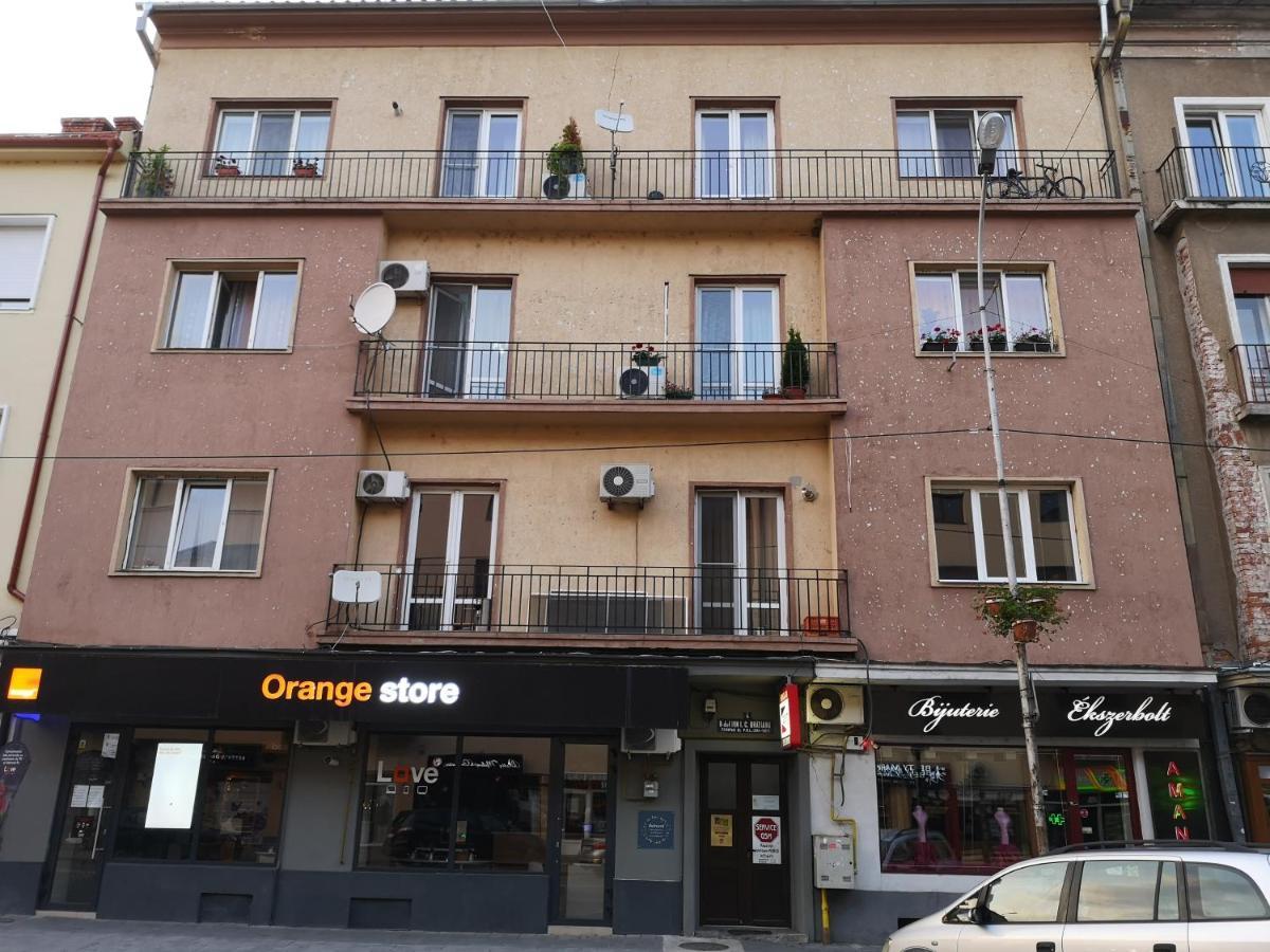 Bulevard Mansards Satu Mare Dış mekan fotoğraf